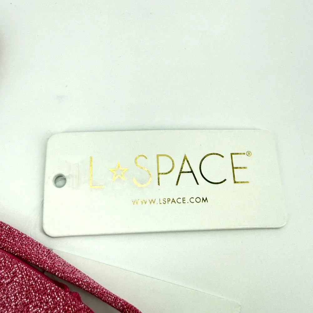 l*space shimmering triangle